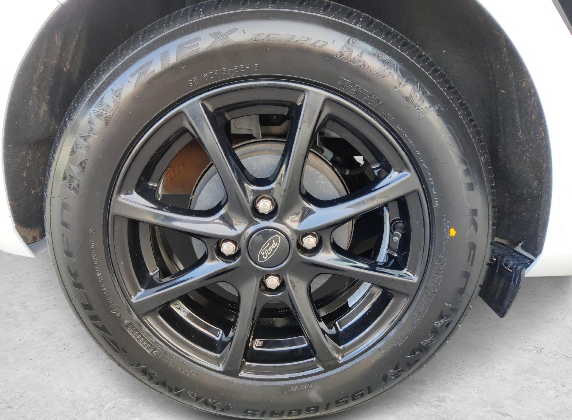 FORD Fiesta 1.0 EcoB Hybrid Titanium-image-18
