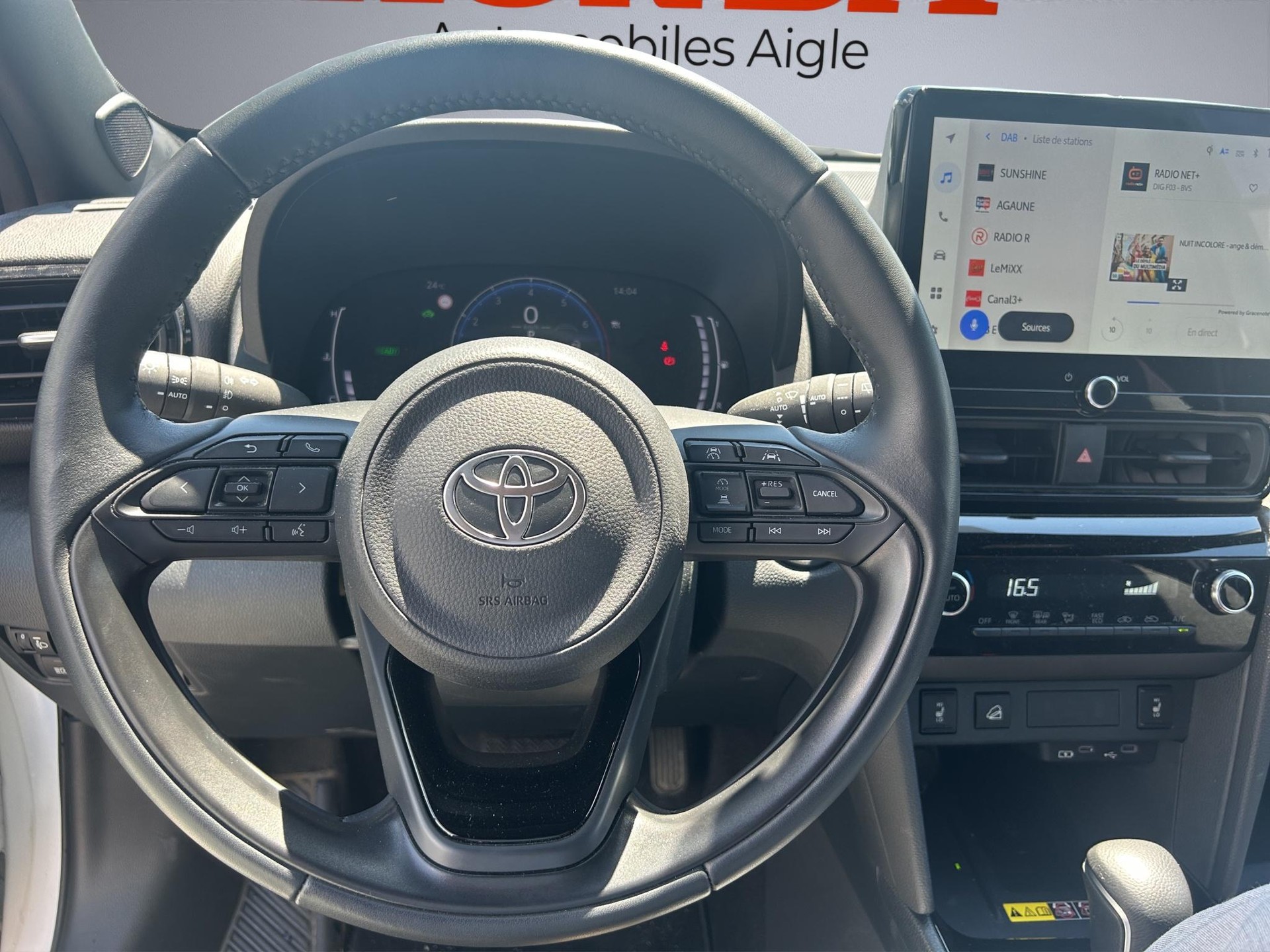 TOYOTA Yaris Cross 1.5 VVT-i HSD Trend AWD-i-image-10