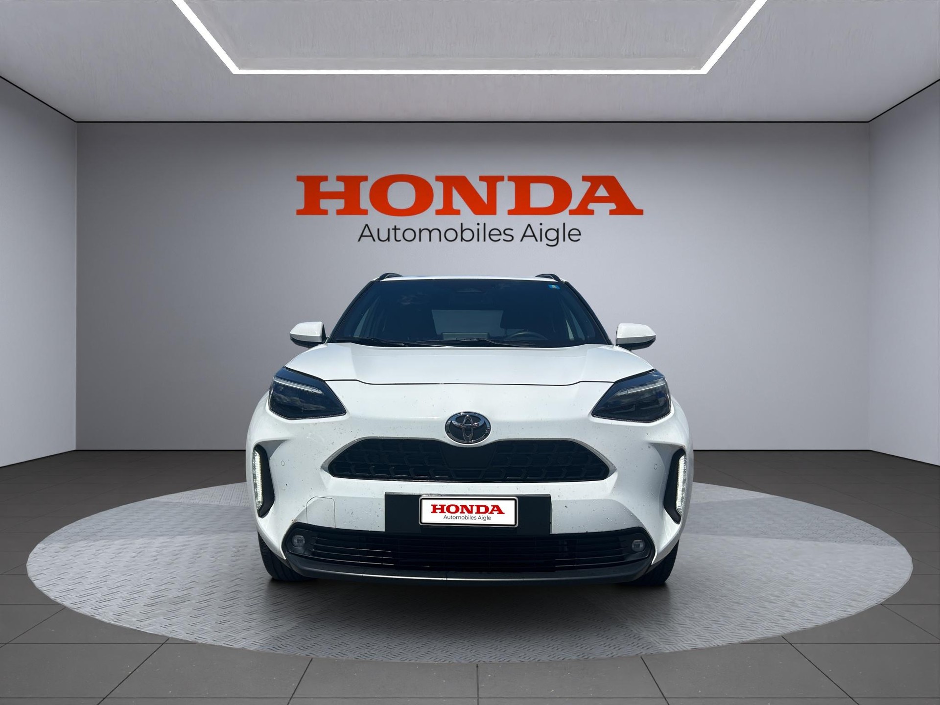 TOYOTA Yaris Cross 1.5 VVT-i HSD Trend AWD-i-image-7