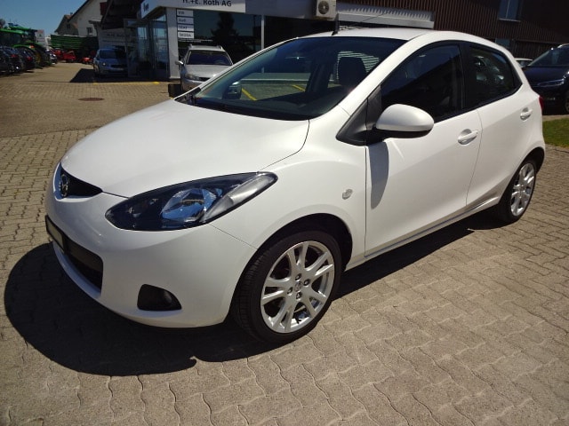MAZDA 2 1.3i 16V Exclusive