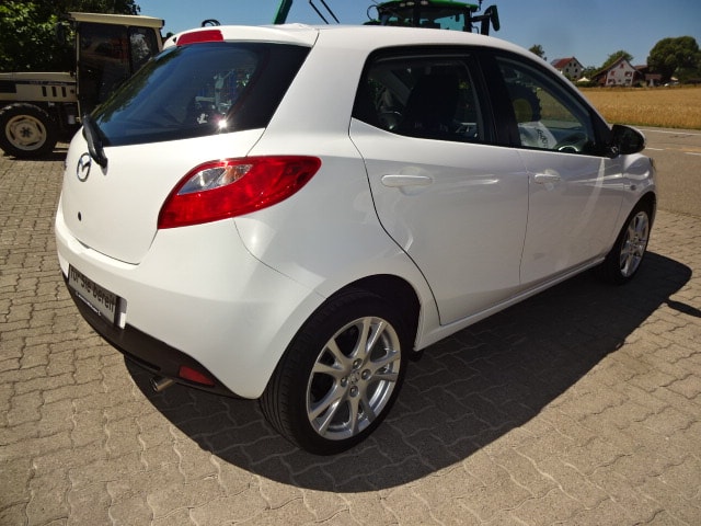 MAZDA 2 1.3i 16V Exclusive-image-4