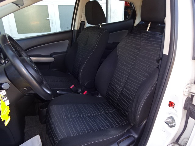 MAZDA 2 1.3i 16V Exclusive-image-10