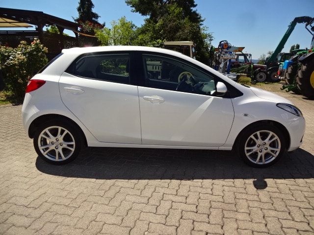 MAZDA 2 1.3i 16V Exclusive-image-5