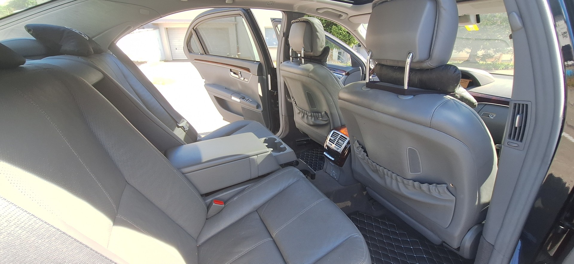 MERCEDES-BENZ S 500 4Matic 7G-Tronic-image-11