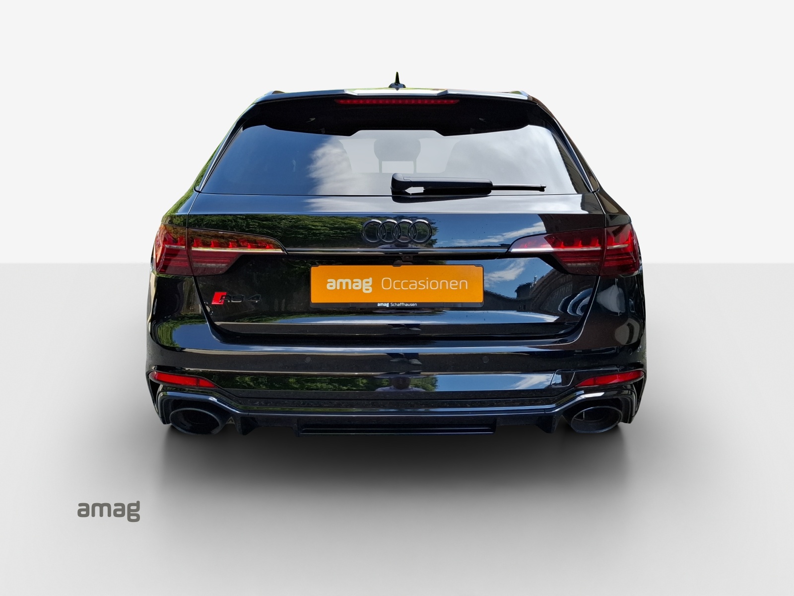 AUDI RS4 Avant quattro tiptronic-image-3