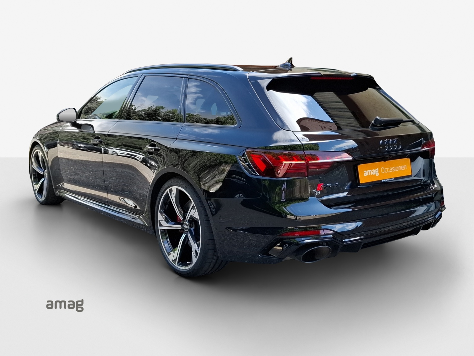 AUDI RS4 Avant quattro tiptronic-image-2