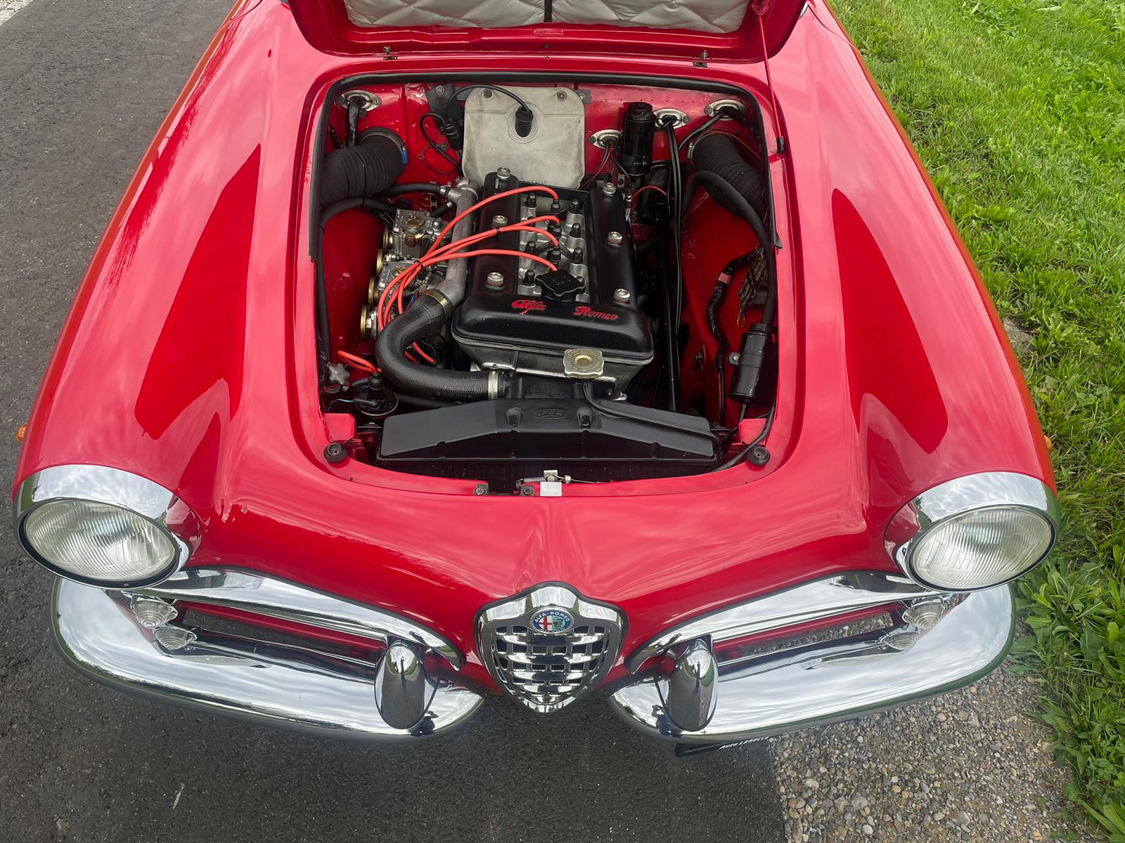 ALFA ROMEO Giulietta Spider 750D-image-7