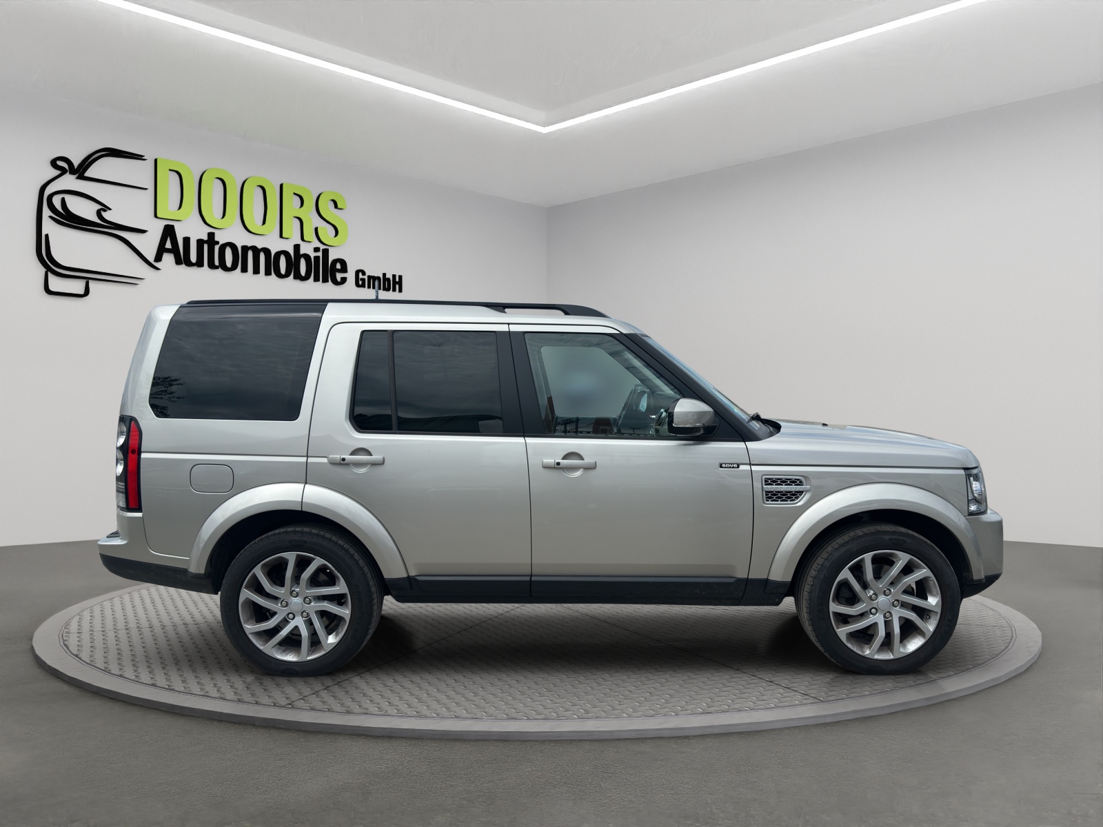 LAND ROVER Discovery 3.0 SDV6 Graphite Automatic-image-7