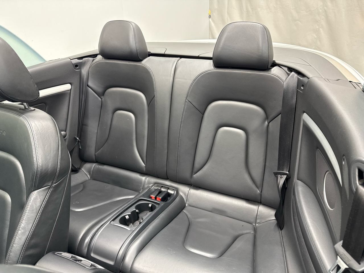 AUDI A5 Cabriolet 2.0 TFSI S line multitronic-image-9