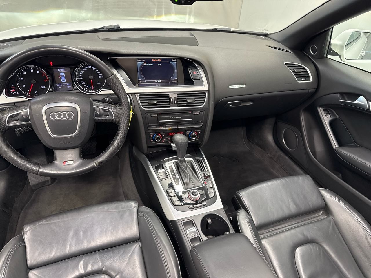 AUDI A5 Cabriolet 2.0 TFSI S line multitronic-image-4