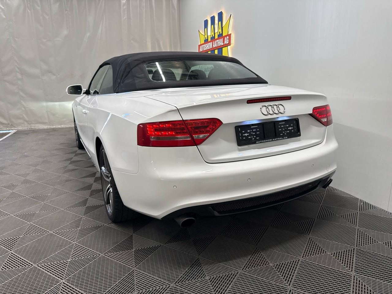 AUDI A5 Cabriolet 2.0 TFSI S line multitronic-image-10