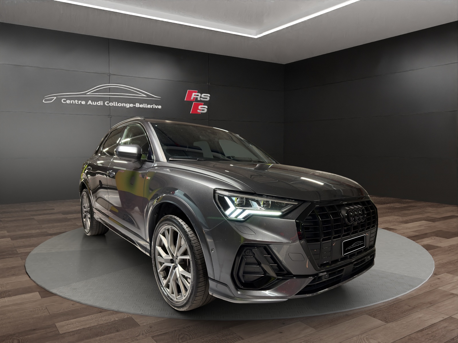 AUDI Q3 45 TFSI e S line Attraction S-tronic-image-6