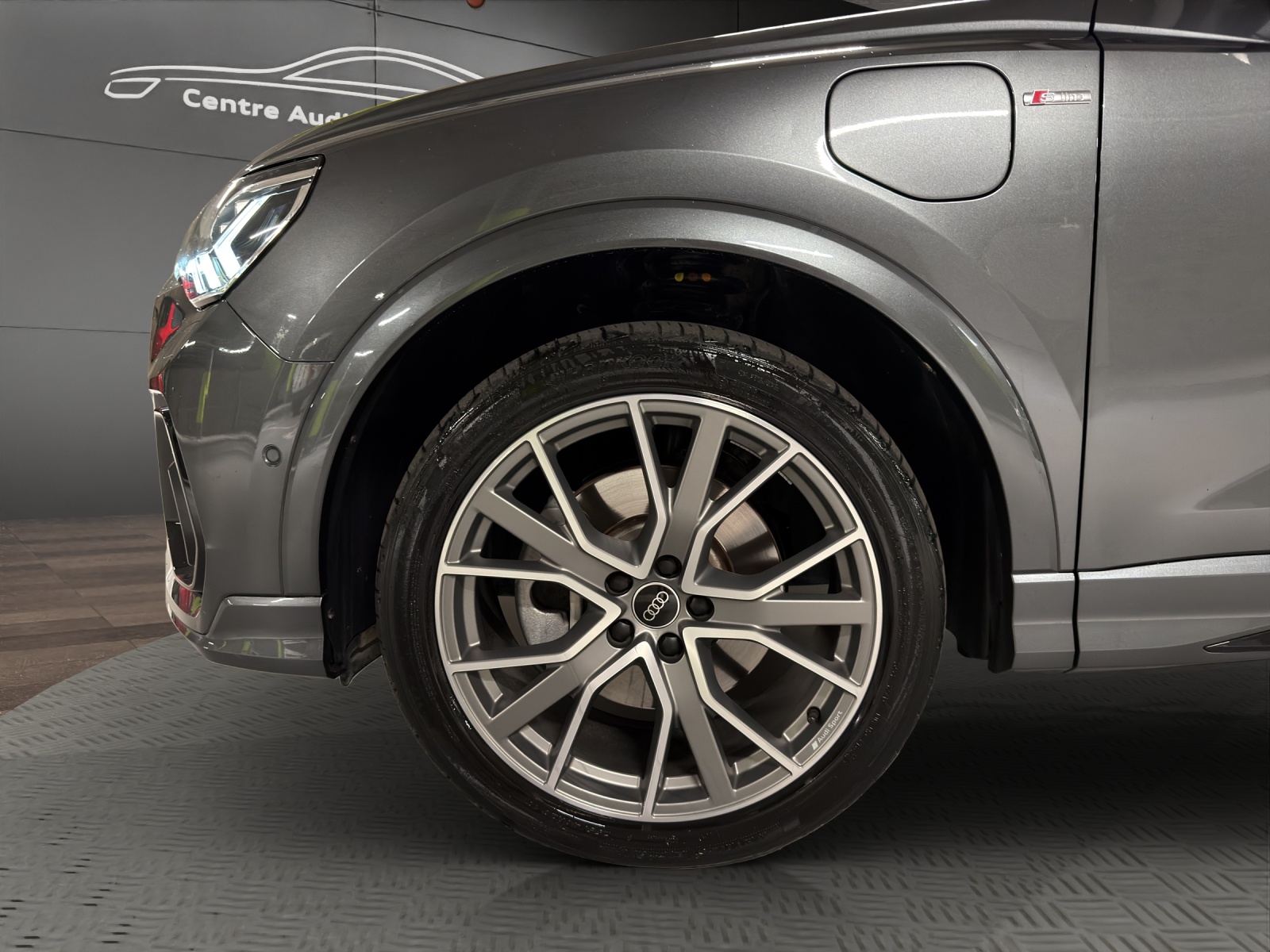 AUDI Q3 45 TFSI e S line Attraction S-tronic-image-18
