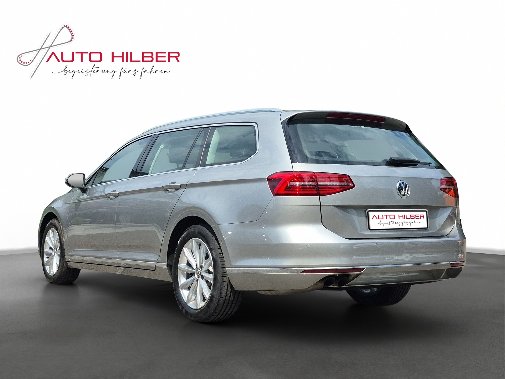 VW Passat Variant 1.8 TSI BMT Comfortline DSG *App-Connect*-image-4