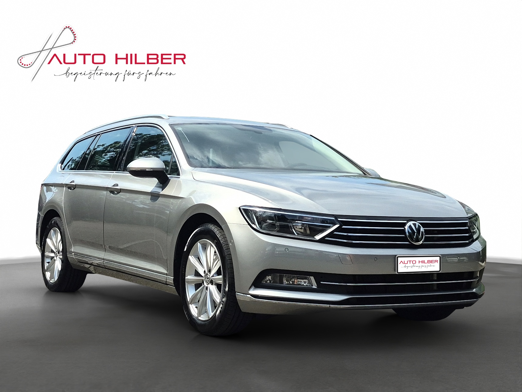 VW Passat Variant 1.8 TSI BMT Comfortline DSG *App-Connect*-image-13