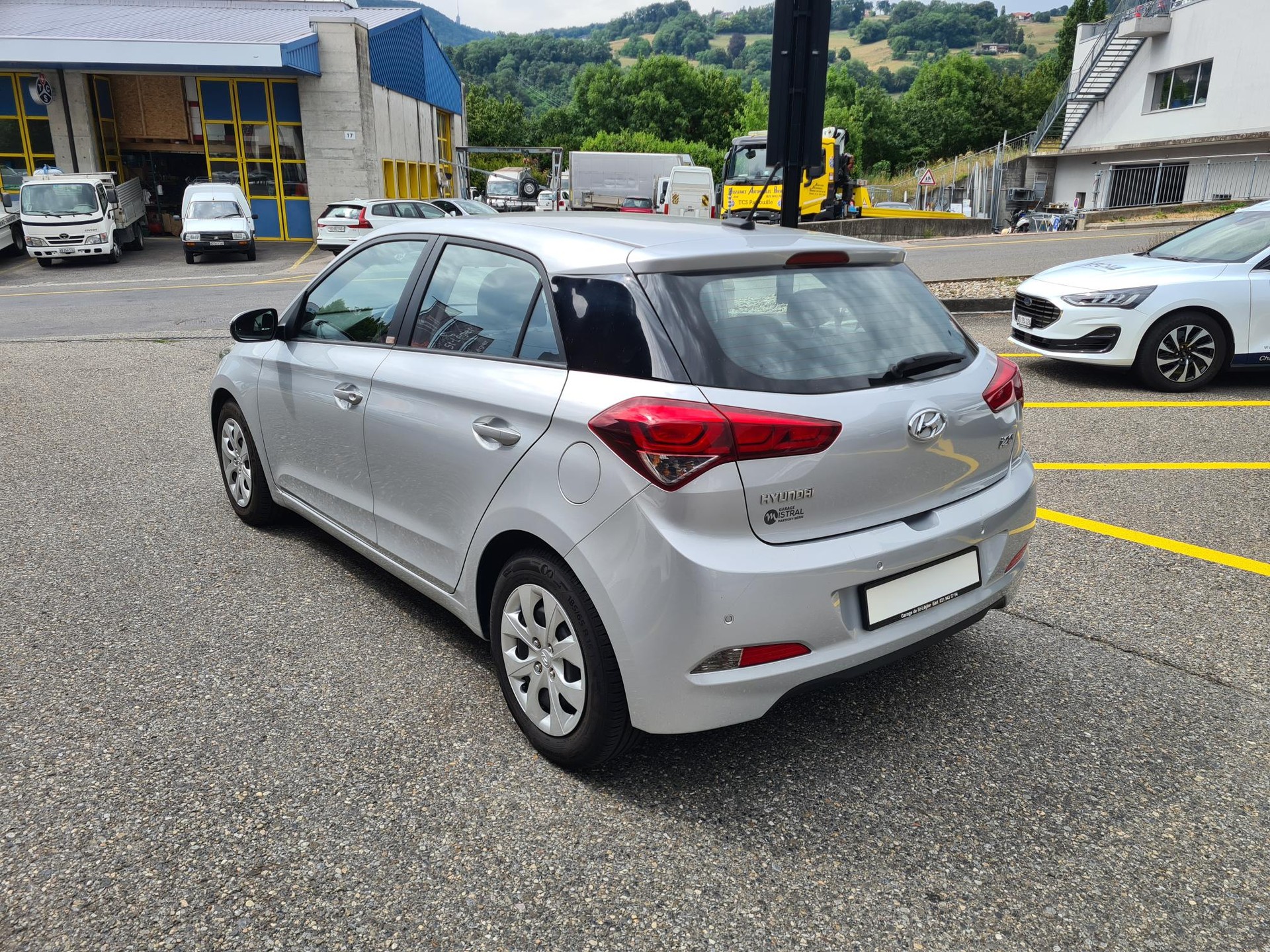 HYUNDAI i20 1.0 T-GDi Amplia-image-3