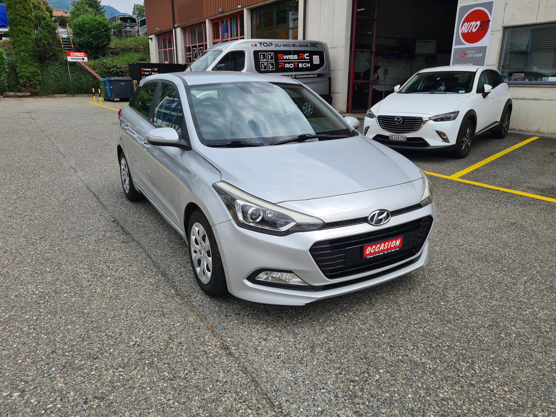 HYUNDAI i20 1.0 T-GDi Amplia