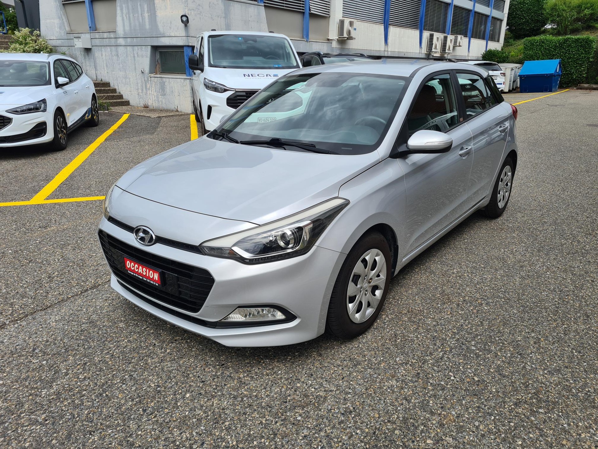 HYUNDAI i20 1.0 T-GDi Amplia-image-1