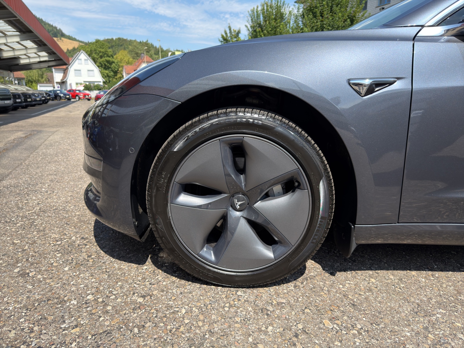TESLA Model 3 Long Range Dual Motor AWD-image-14