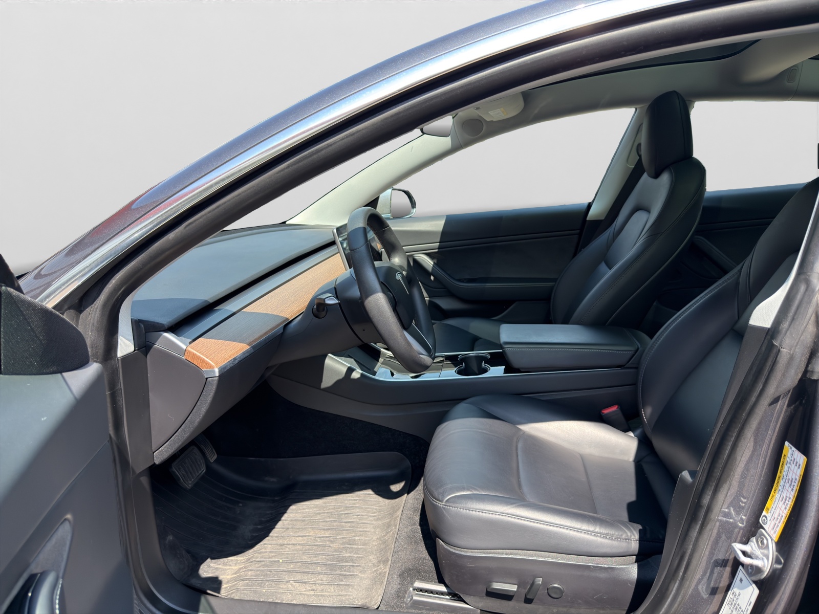 TESLA Model 3 Long Range Dual Motor AWD-image-8