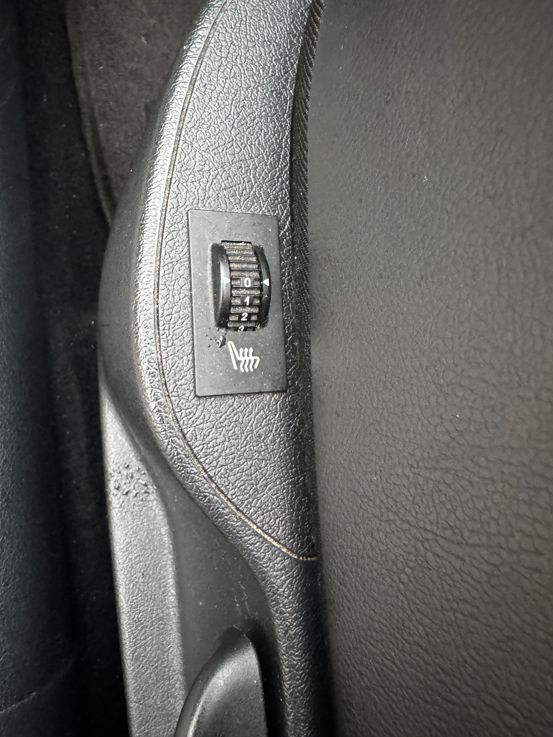 PEUGEOT 207 1.6 16V Sport Automatic-image-12