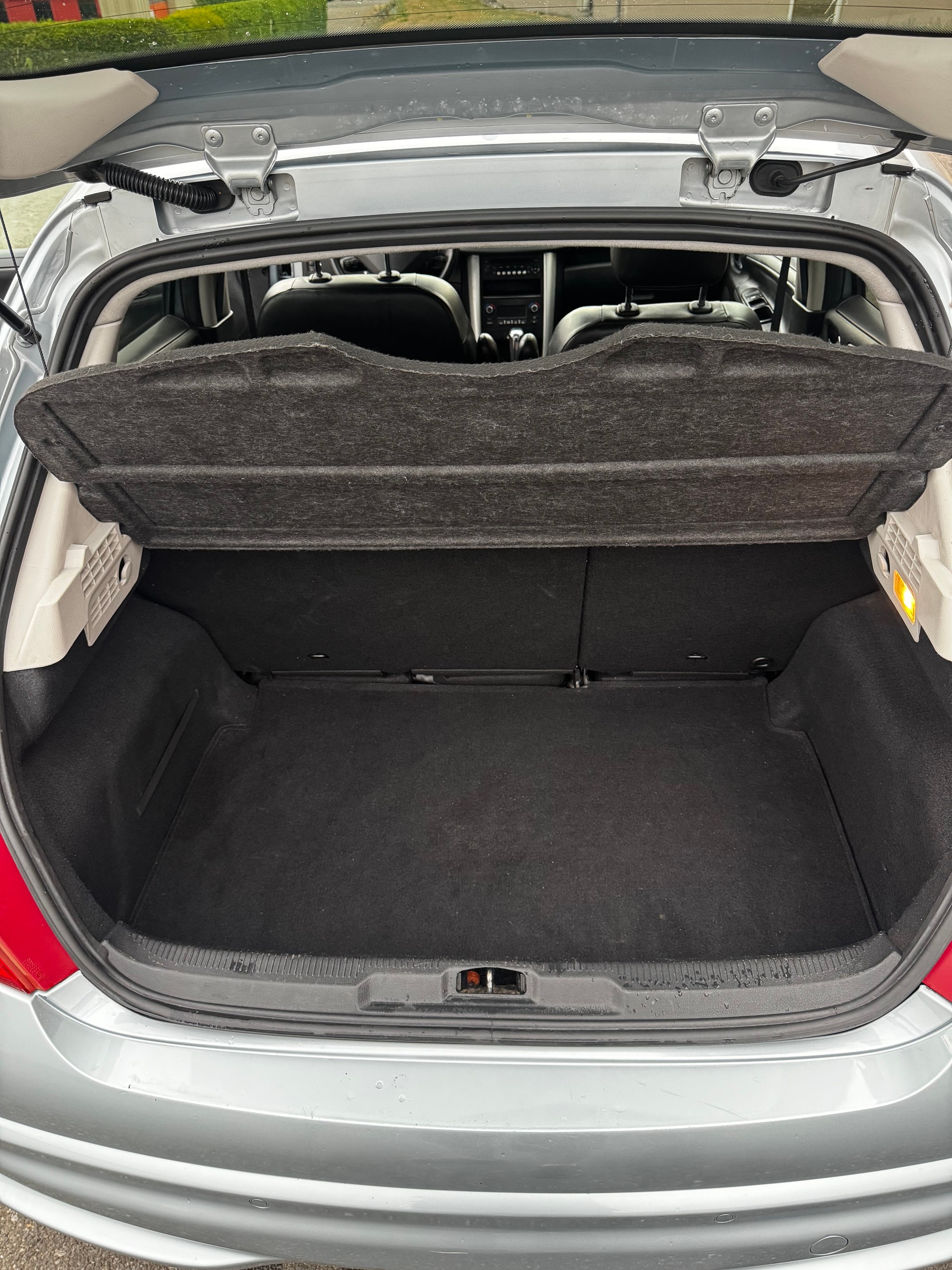 PEUGEOT 207 1.6 16V Sport Automatic-image-11
