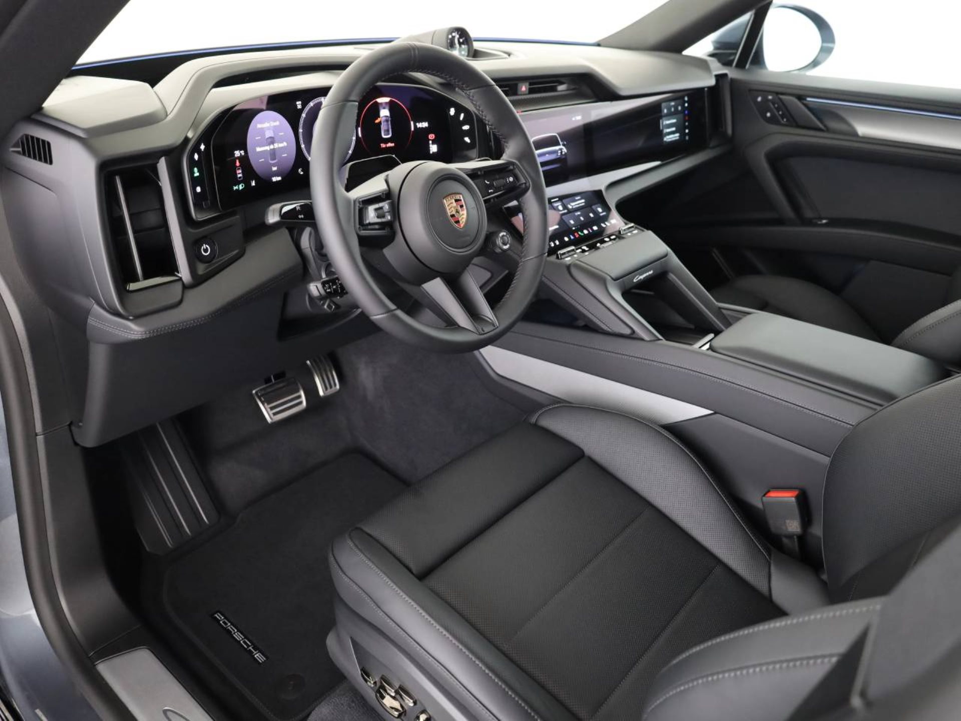 PORSCHE Cayenne S Coupé Electric-showroom-element-3