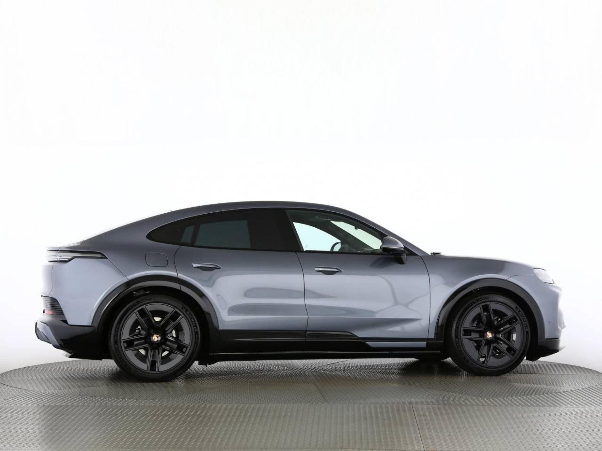 PORSCHE Cayenne S Coupé Electric-image-22