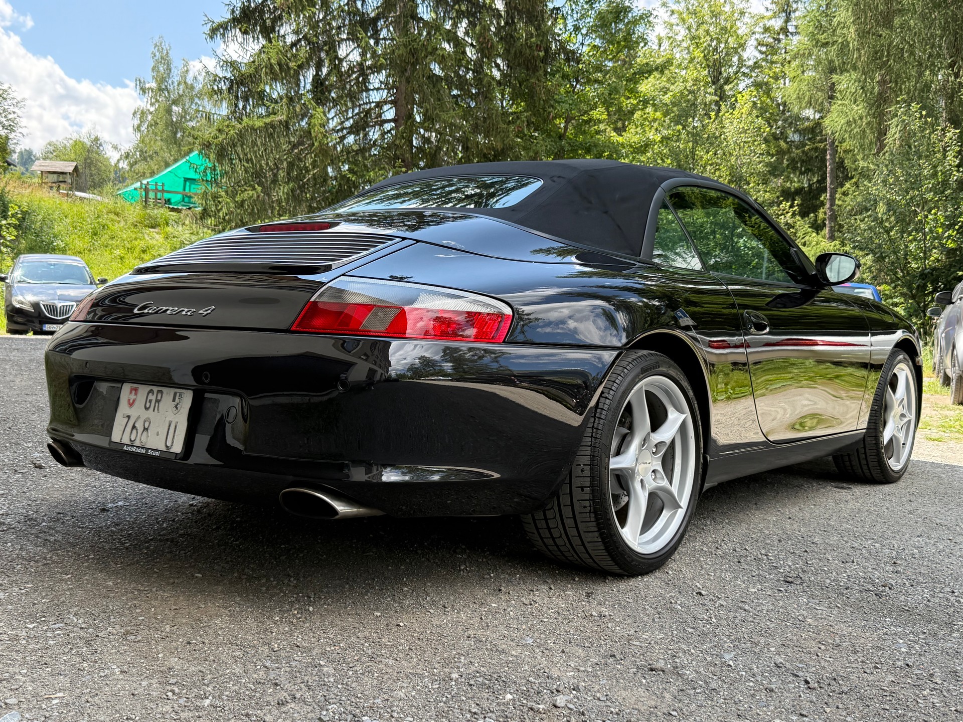 PORSCHE 911 Carrera 4 Cabrio-image-15