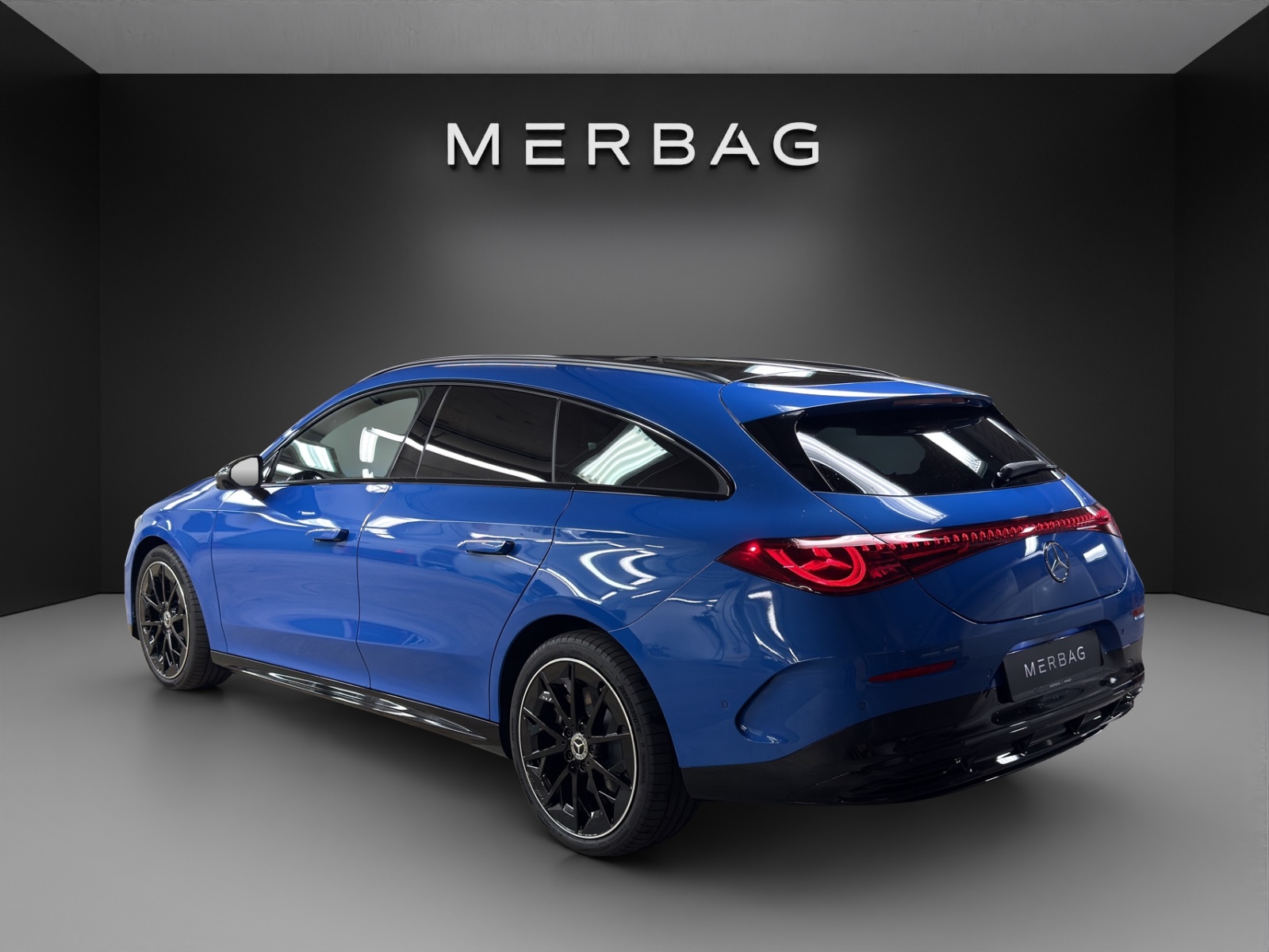 MERCEDES-BENZ CLA Shooting Brake 350 4Matic 85 kWh EQ-image-2