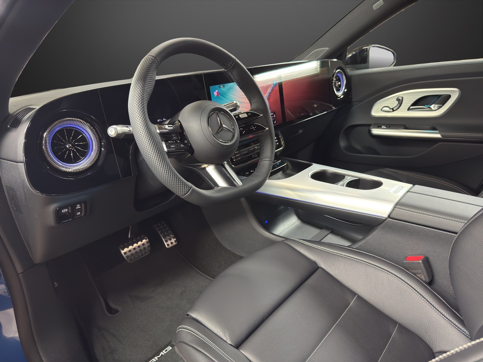 MERCEDES-BENZ CLA Shooting Brake 350 4Matic 85 kWh EQ-image-9