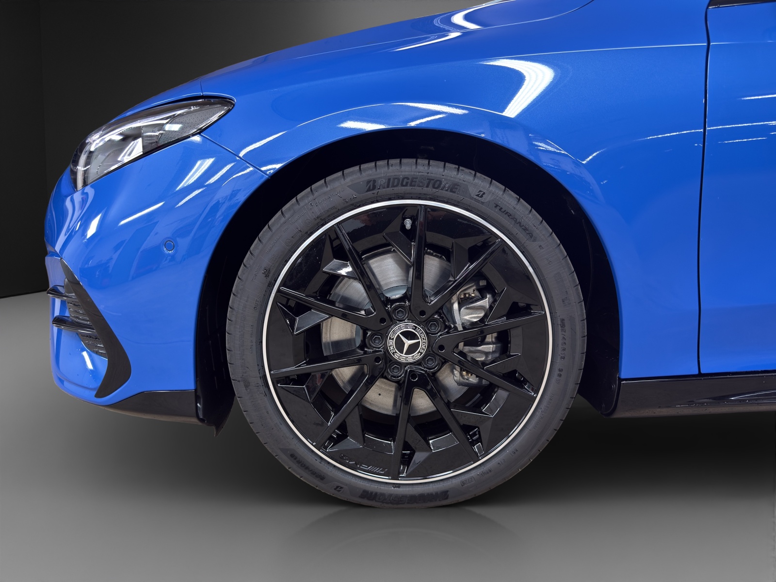 MERCEDES-BENZ CLA Shooting Brake 350 4Matic 85 kWh EQ-image-7