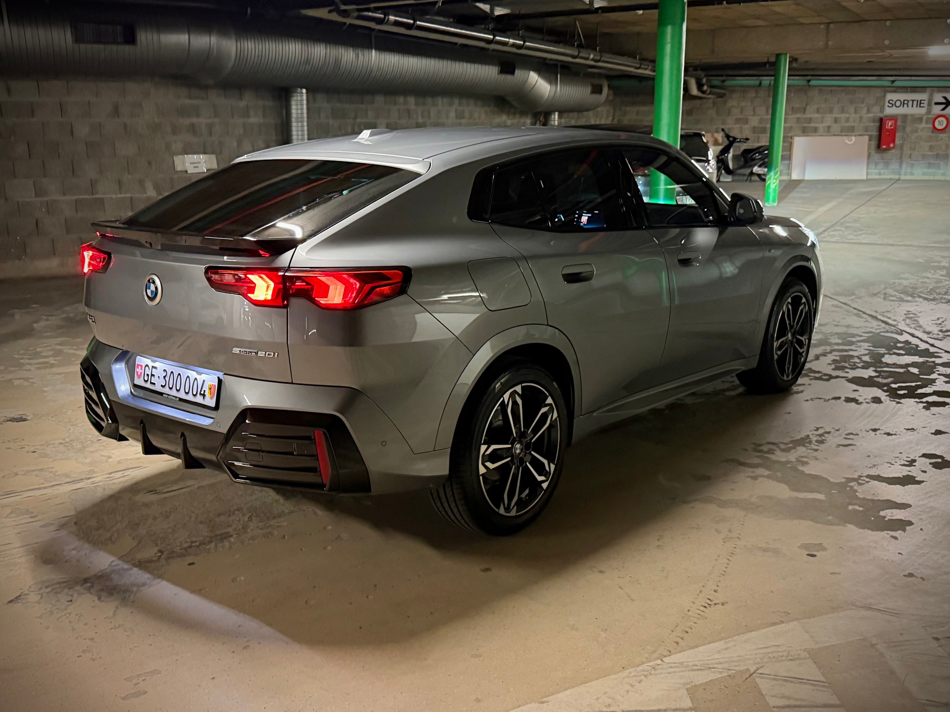 BMW sDrive 20i M-Sport-image-15