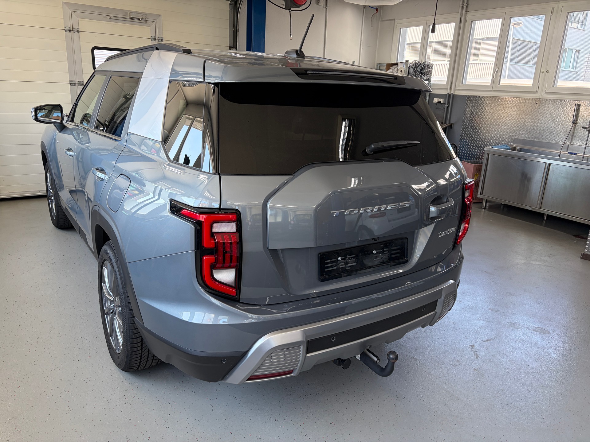 KGM-SsangYong Torres 1.5 TGDI 1st Edition 4WD AT-image-4