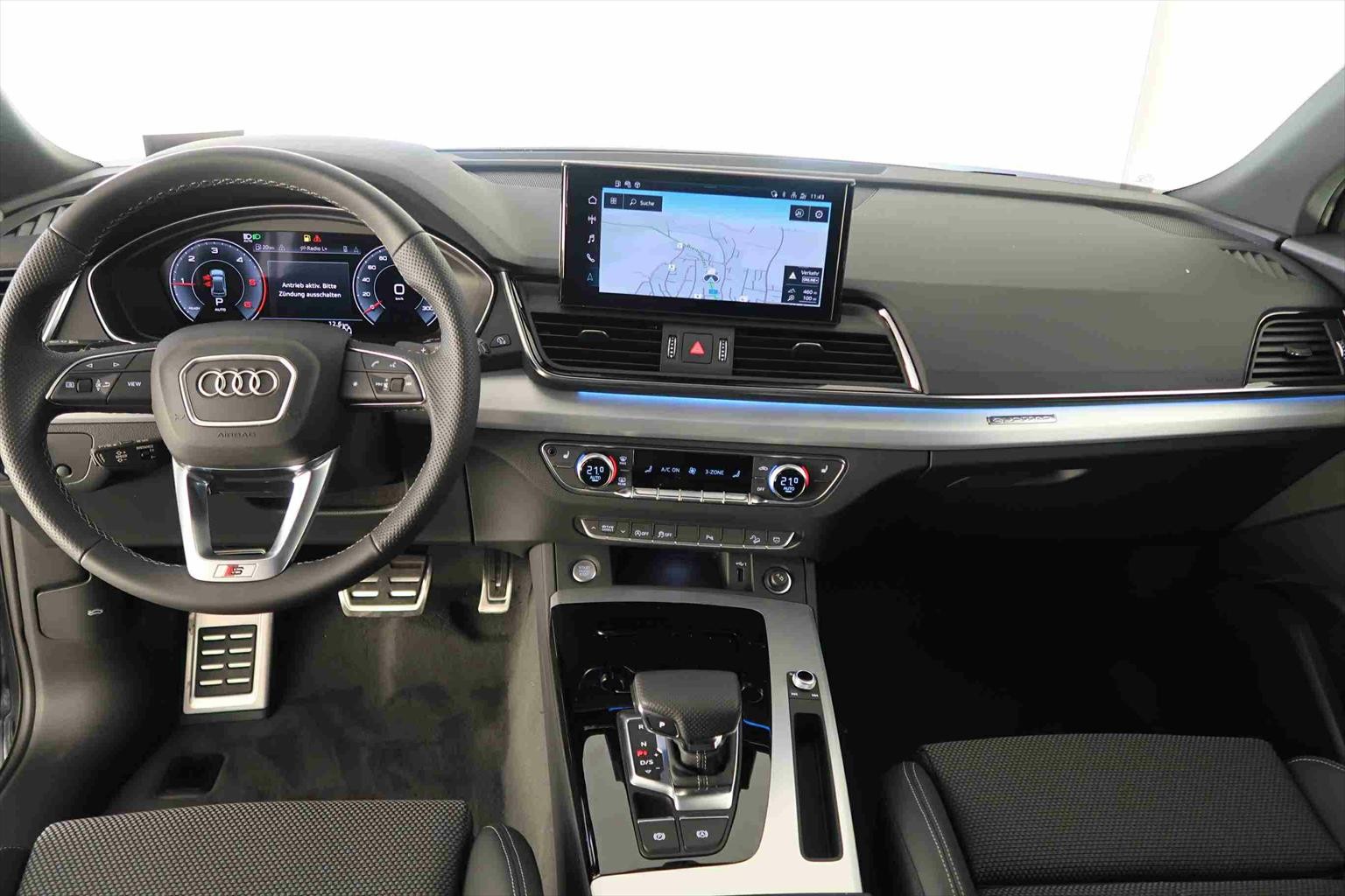AUDI Q5 40 TDI S-Line quattro S-tronic-showroom-element-3