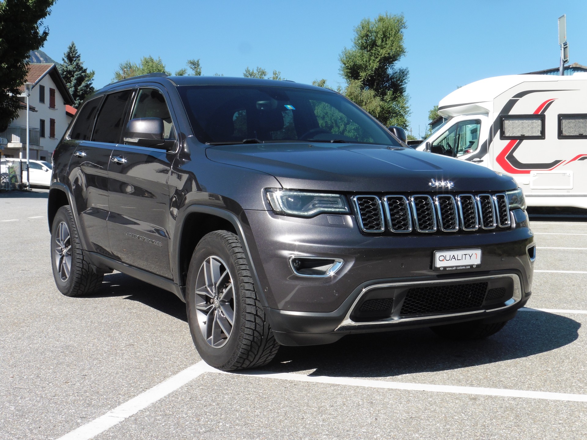 JEEP Grand Cherokee 3.0 CRD Limited Automatic-image-1