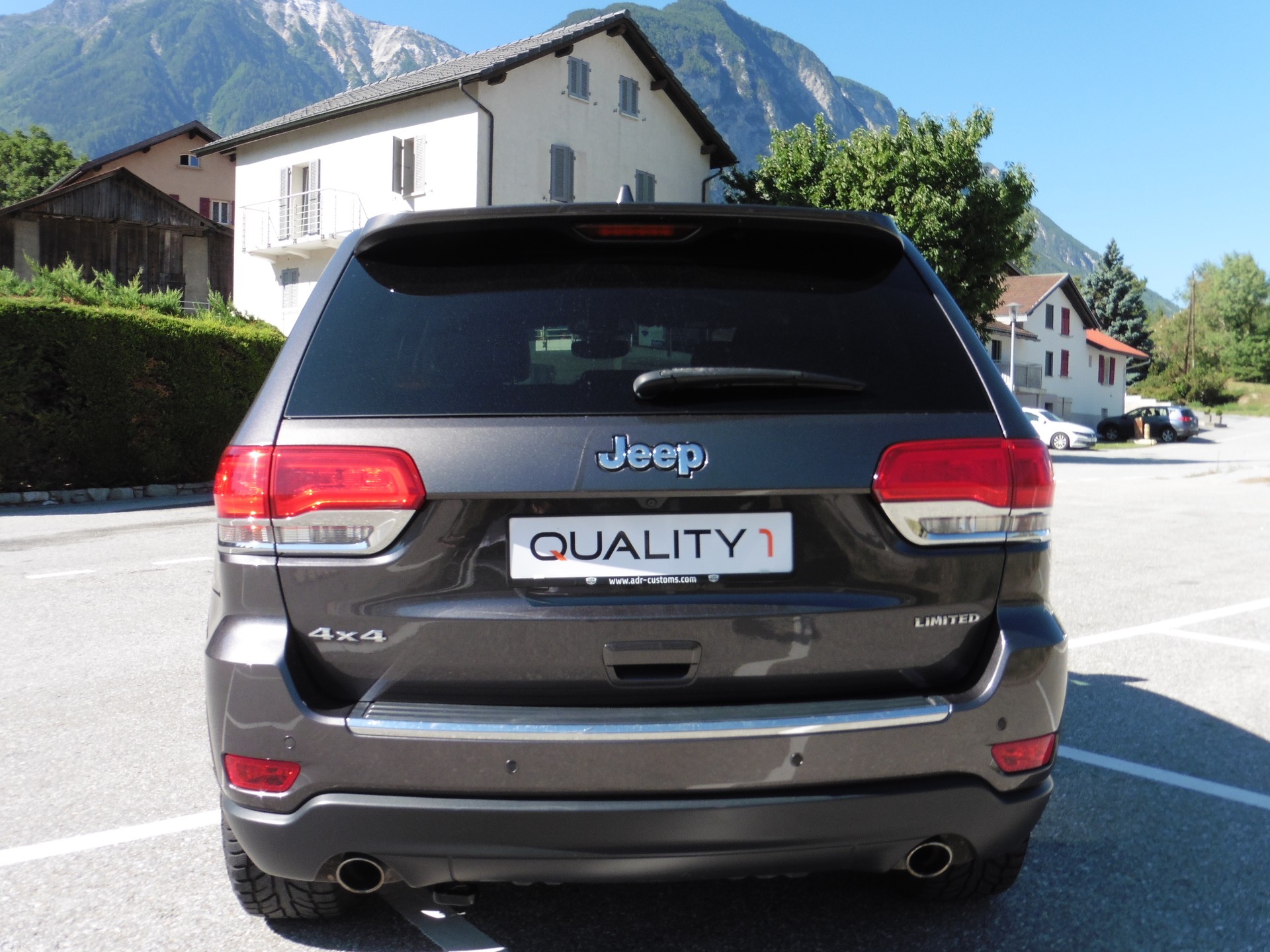 JEEP Grand Cherokee 3.0 CRD Limited Automatic-image-8