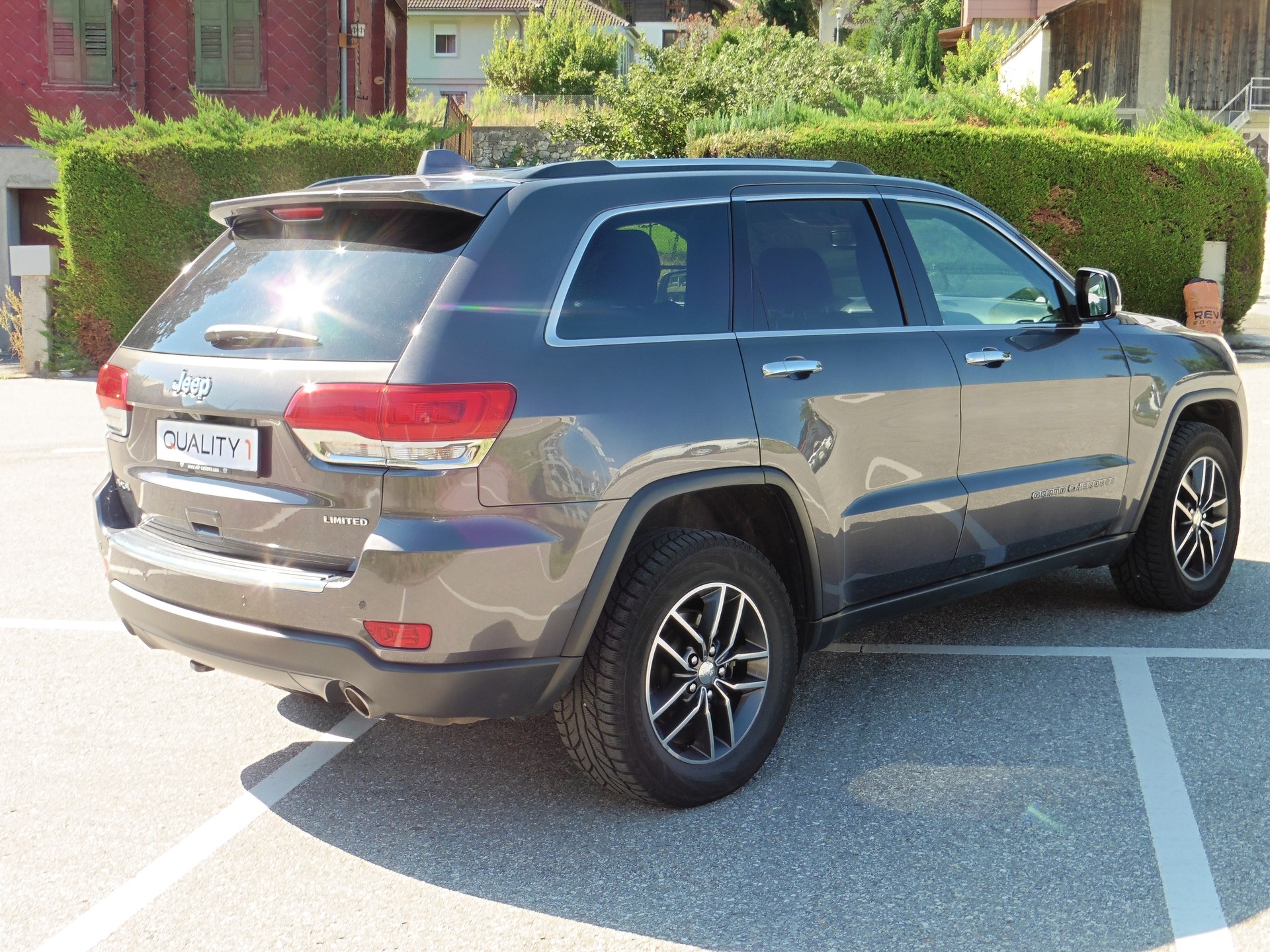 JEEP Grand Cherokee 3.0 CRD Limited Automatic-image-9