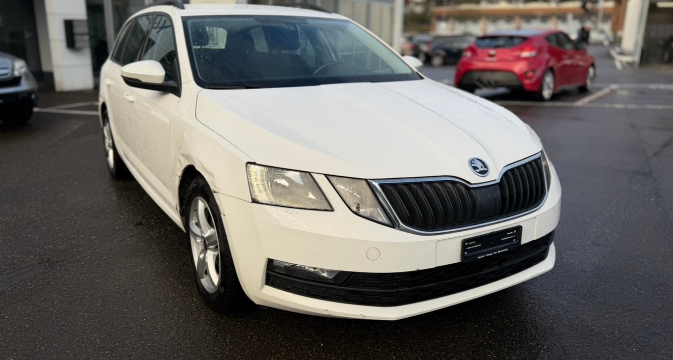 SKODA Octavia Combi 2.0 TDI Ambition 4x4-image-2