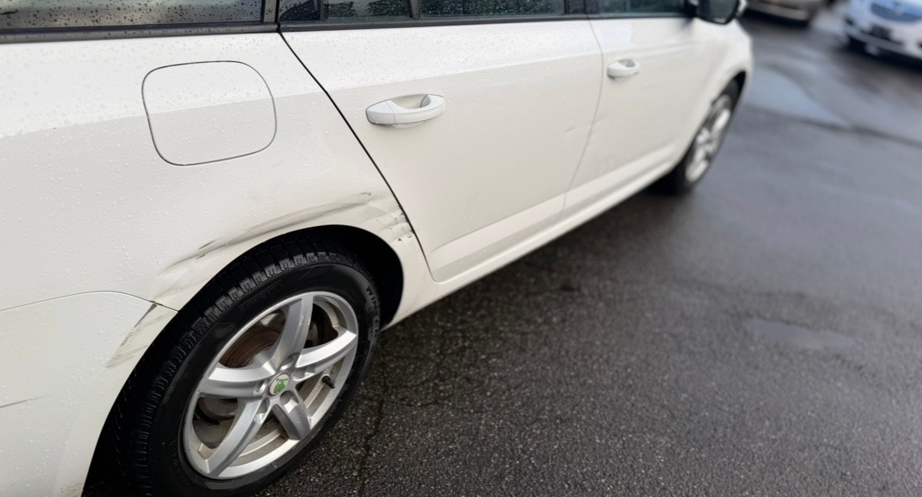 SKODA Octavia Combi 2.0 TDI Ambition 4x4-image-6