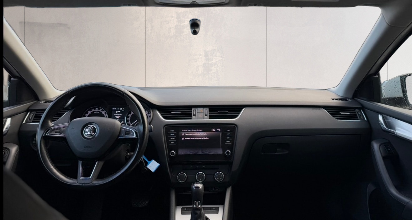 SKODA Octavia Combi 2.0 TDI Ambition 4x4-image-10