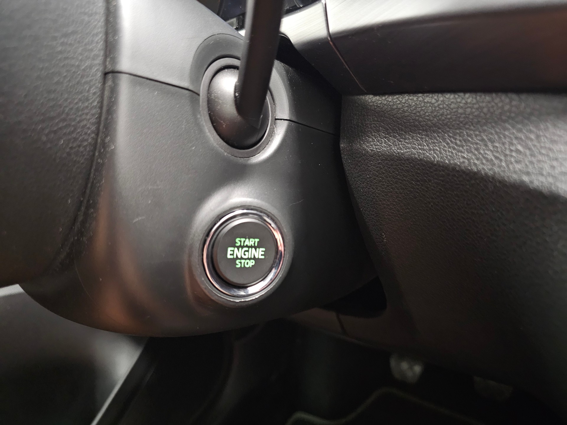 SKODA Fabia 1.0 TSI Soleil-image-19