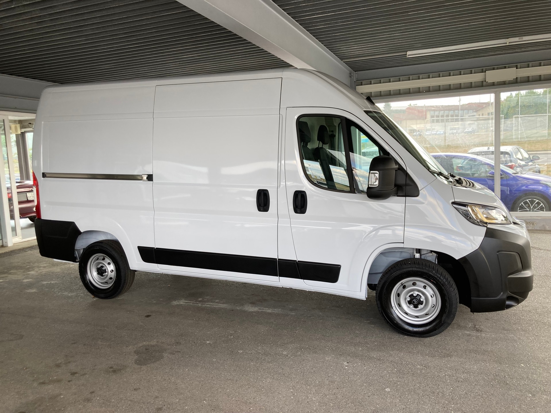 CITROEN Jumper 35 2.2 BlueHDi 140 L2H2 Kasten-image-3