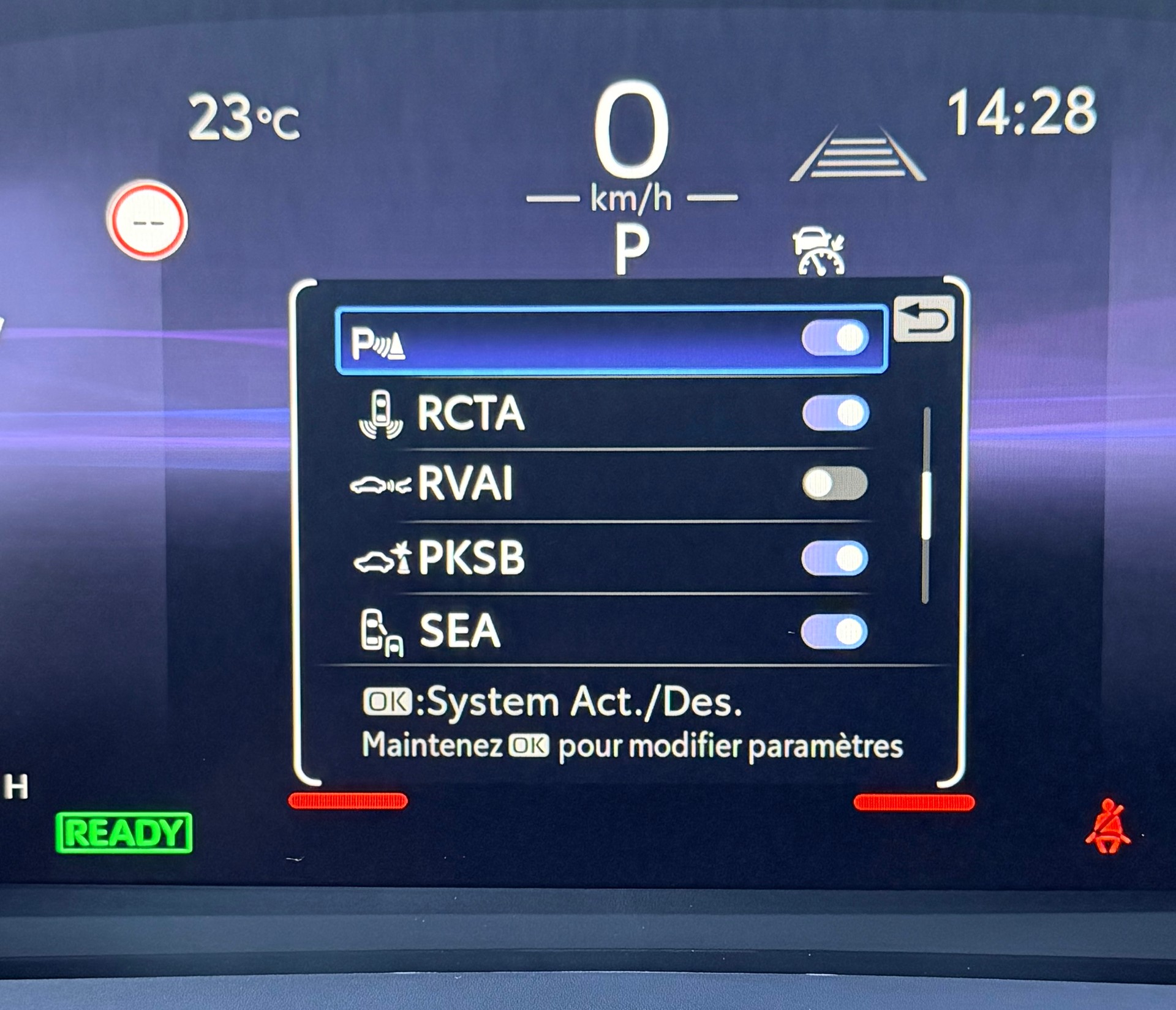 TOYOTA C-HR 1.8 HSD CVT Swiss Edition-image-29