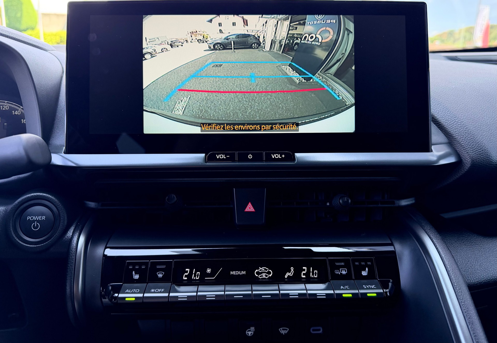 TOYOTA C-HR 1.8 HSD CVT Swiss Edition-image-26