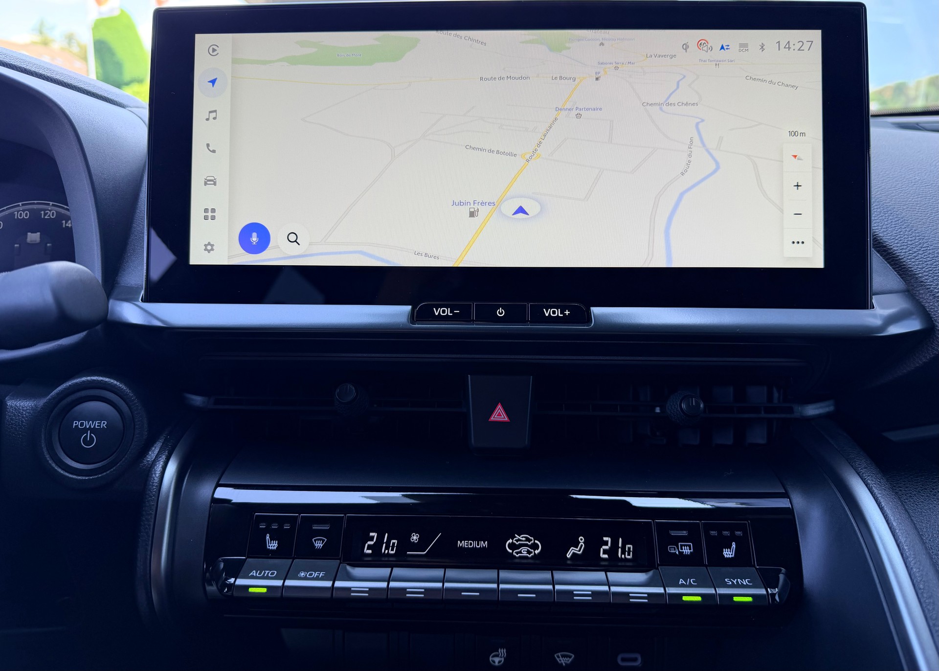 TOYOTA C-HR 1.8 HSD CVT Swiss Edition-image-25