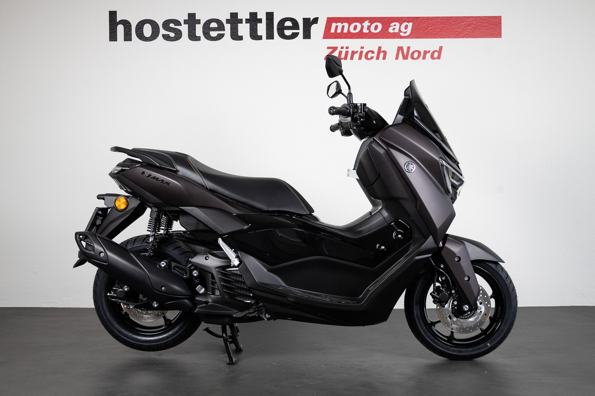 YAMAHA NMAX 125 Tech MAX-showroom-element-1