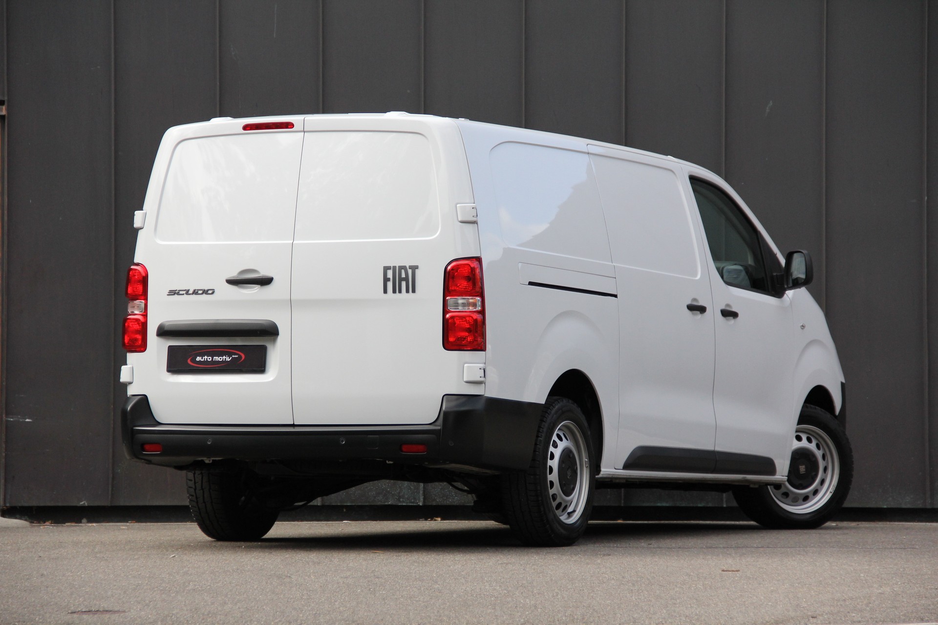 FIAT Scudo 2.0 BlueHDi L3 EAT8 **AUTOMAT** NAVI *RÜCKFAHRKAMERA* KLIMA *TEMPOMAT* 177-PS °°SOFORT-VERFÜGBAR°°-image-1