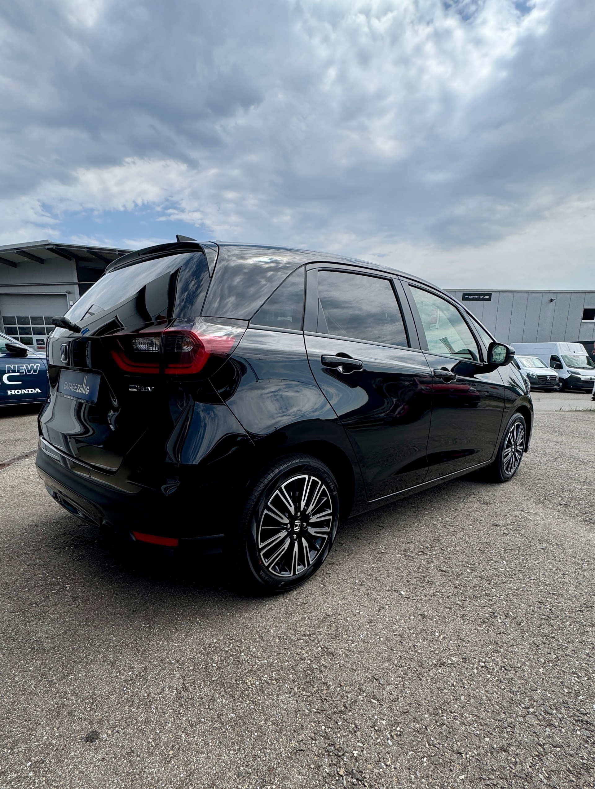 HONDA Jazz 1.5i-MMD Advance E-CVT 1.9% Leasing Aktion unschlagbar mit 8 Jahren Garantie-image-4