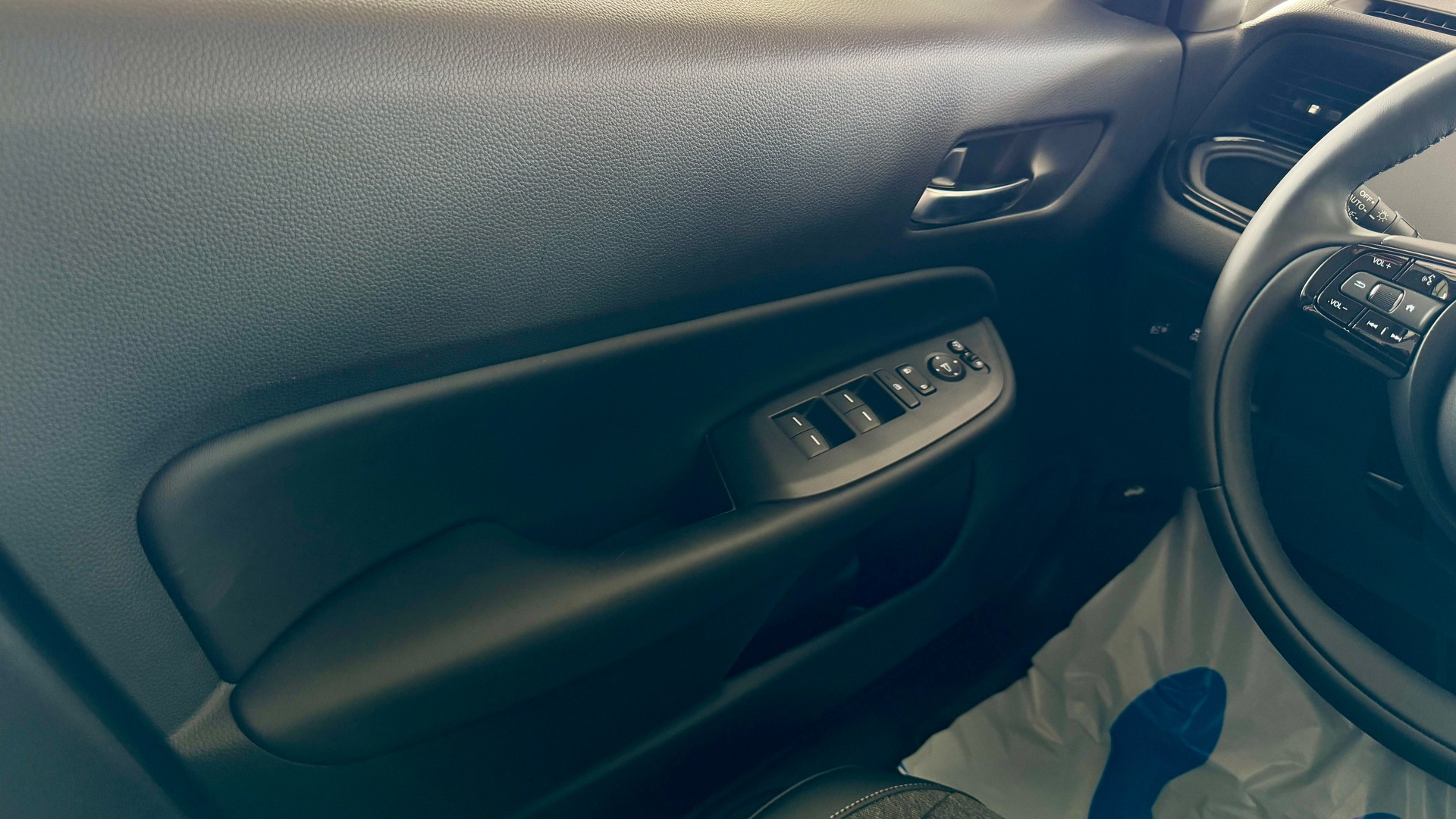 HONDA Jazz 1.5i-MMD Advance E-CVT 1.9% Leasing Aktion unschlagbar mit 8 Jahren Garantie-image-9